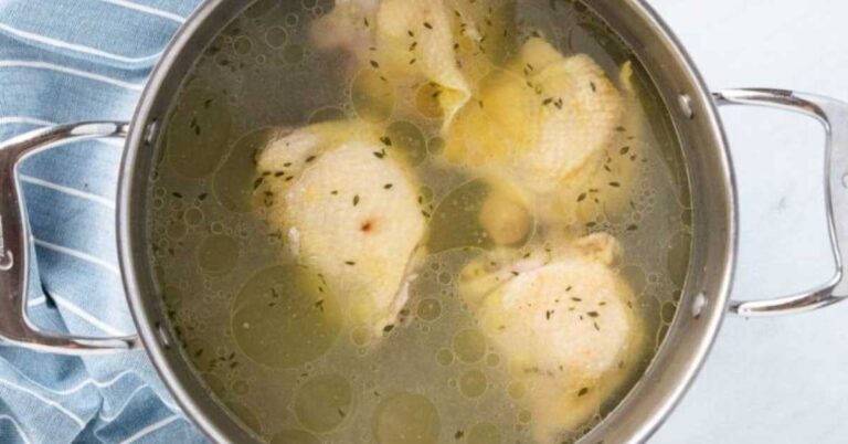 how long to boil chicken thighs